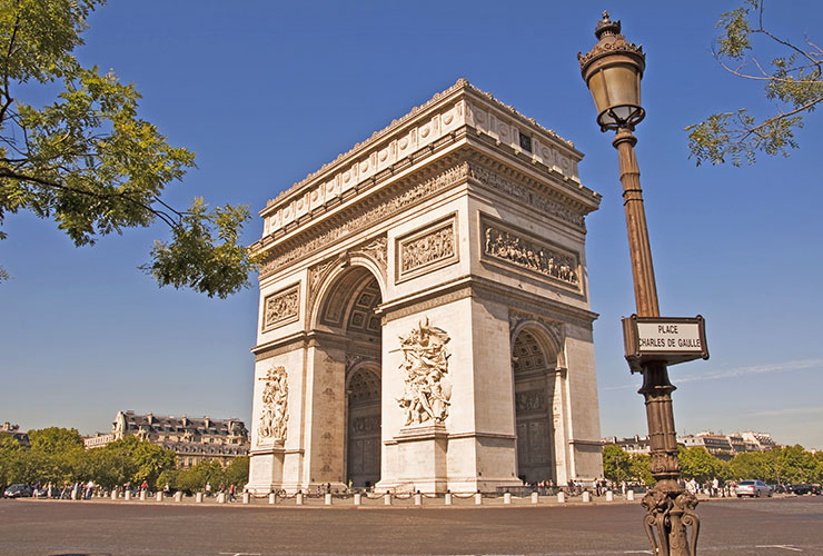 Visit Paris | Arc du Triomphe Paris France